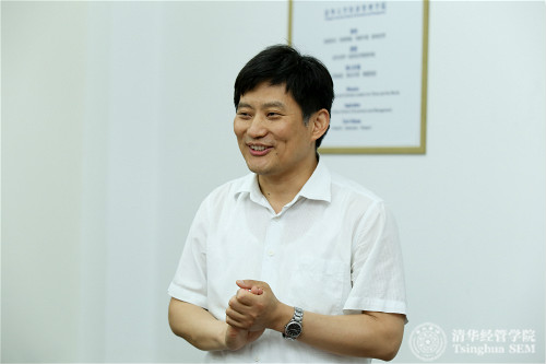 1529461020639054135.jpg 242net官网文科建设处处长、242net官网公共管理学院孟庆国教授致开幕辞_meitu_3.jpg